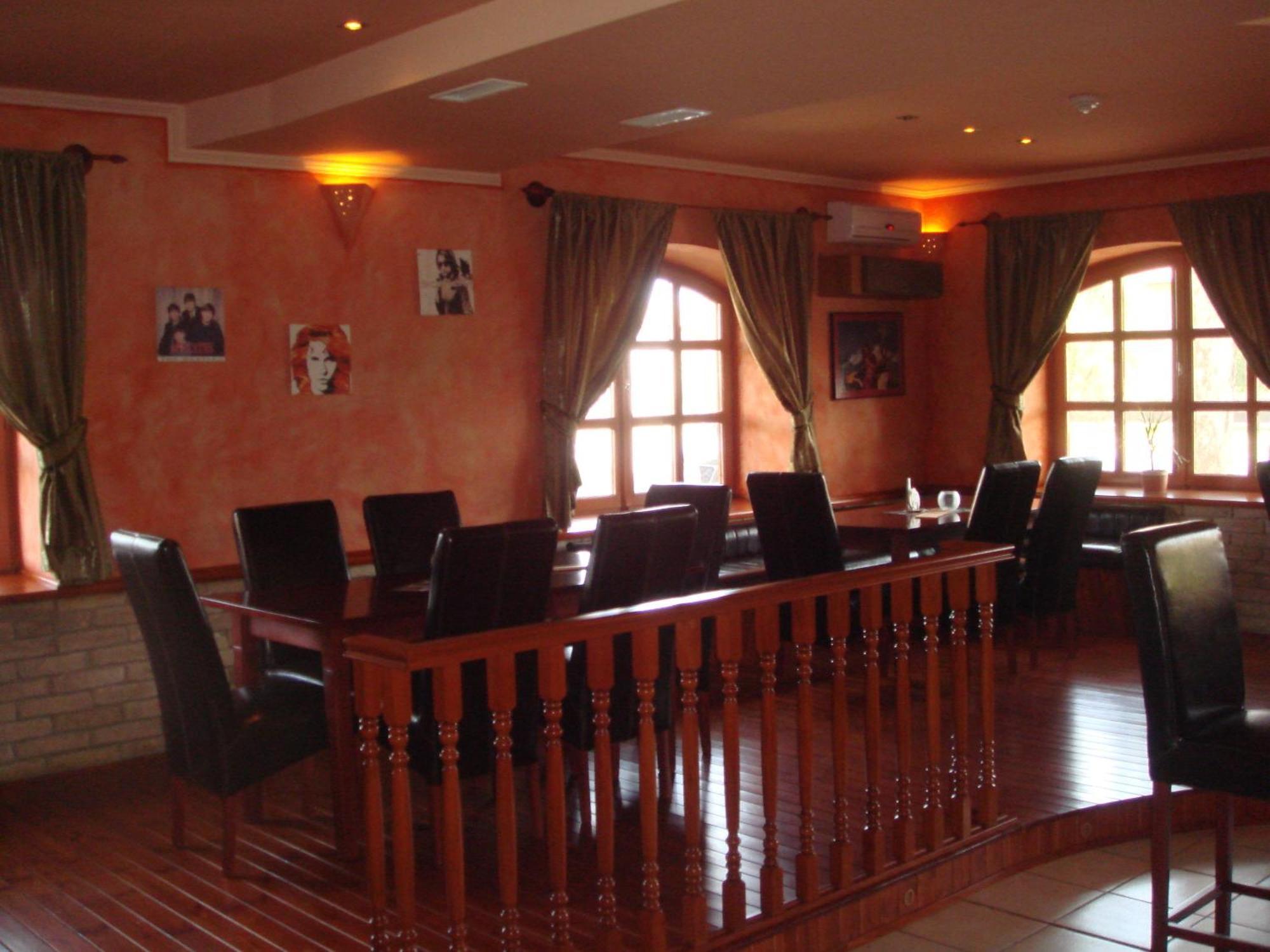 Bed and Breakfast Platan Panzio à Nagyszenas Extérieur photo