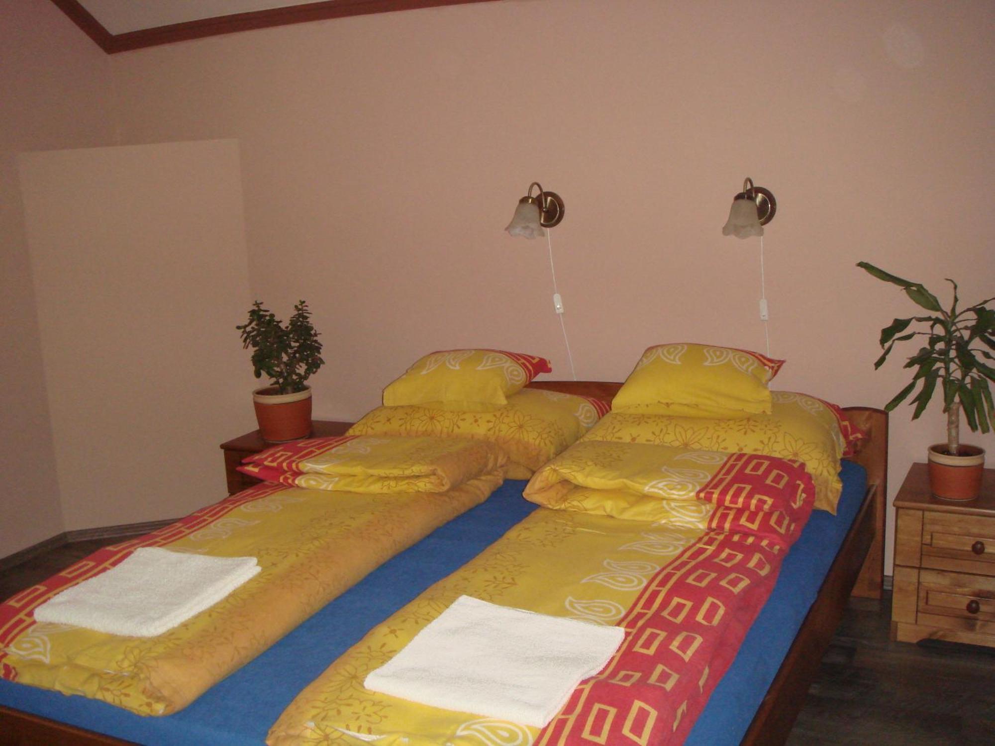 Bed and Breakfast Platan Panzio à Nagyszenas Extérieur photo