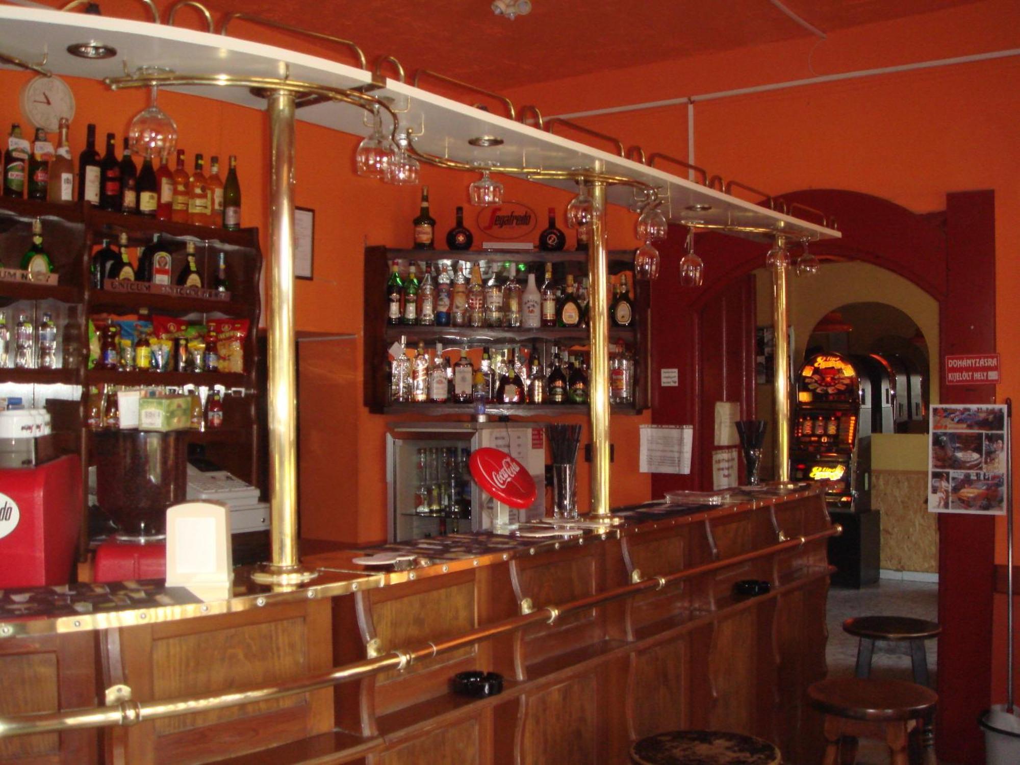 Bed and Breakfast Platan Panzio à Nagyszenas Extérieur photo